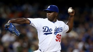 中日大型左腕と契約、引退から鷹ブルペン捕手に…12月27日の主な契約、退団