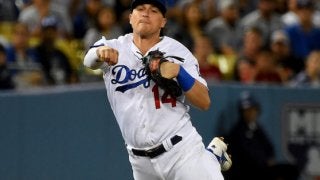 【MLB】遊撃から驚愕膝つき送球、豪快ダイブ…ドジャース美技集公開、前田も登場!?