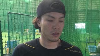 骨折からの再起誓う三木、気迫の打ち込み　新人に「負けてないと思ってる」