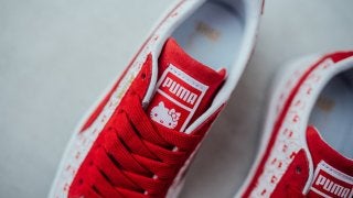 プーマ×ハローキティ！スウェード50周年記念コラボモデル発売