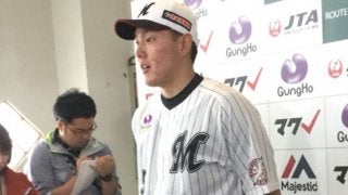 ロッテ・ドラ1安田が鈴木と三塁でノック同組「どんどん吸収していきたい」