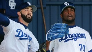 松坂加入で活況に沸く中日の沖縄キャンプ　新助っ人たちも面白い