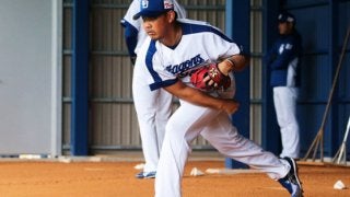 中日松坂、2度目ブルペンで56球　初めて捕手座らせて“全球種”、京田も打席に