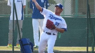 中日松坂、5日連続で投球練習せず　キャッチボールや特打で汗