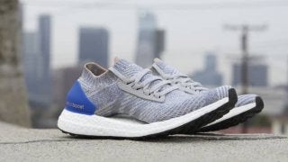 アディダス、女性専用ランニングシューズ「ウルトラブースト X」春夏モデル発売