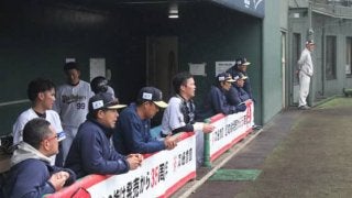 オリックス雨の中1、2軍“ガチンコ紅白戦”スタート