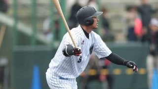 運命に導かれた「幕張の安打製造機」が挑む、元祖「安打製造機」の記録更新