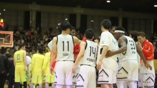 自慢の速さと運動量で渋谷を圧倒、琉球ゴールデンキングスが上位対決の初戦を制す