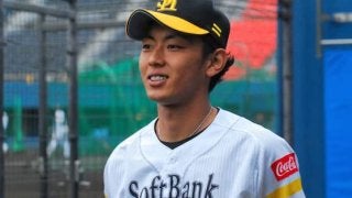 ホークス今宮、右肘違和感で一時離脱　紅白戦は欠場、検査のため福岡へ