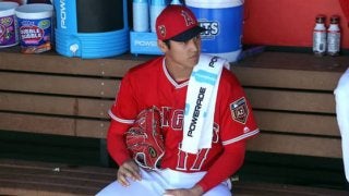 【MLB】同僚も大注目!?　大谷“デビュー戦”は「史上最も混み合ったダグアウト」に