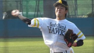 危なくて「対外試合専門」　ホークス育成右腕の圧巻投球に工藤監督も唸る