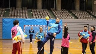 ハンドボールと出世魚ブリを融合！ゆるスポーツ新競技「ハンぎょボール」誕生