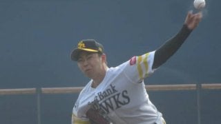 投打で熾烈な1軍争いが“開幕”　鷹・工藤監督「代わり得るということは頭に」