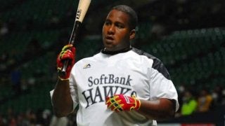 鷹デスパイネがチーム合流　移動30時間超でお疲れモードも5連発締め