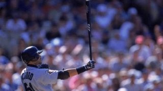 【MLB】イチロー復帰に地元は歓喜　あの“お馴染みのポーズ”が各所で蔓延!?