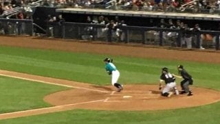 【MLB】イチロー、OP戦2戦目は走塁で見せ場　一問一答「足を使わず進む感覚ほしい」