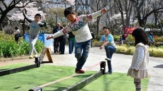 インナーマッスルを鍛え、バランス感覚を養う「スラックライン体験会」開催