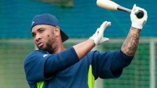 チームワークを熱く語るバレンティン。ヤクルト選手の様子が全然違う