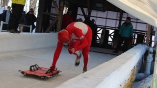 スケルトン用国産ソリ開発プロジェクト、クラウドファンディングで支援募集