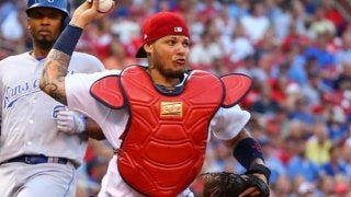 名捕手モリーナ、「キャノン」で“鬼牽制”　MLB公式サイトが“警告”「走るな」