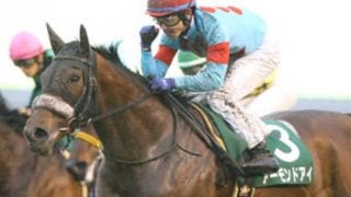 桜花賞へ「３強」も恐れぬアーモンドアイ。ゆっくり休んで末脚爆発！