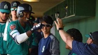 【MLB】ゴードンに「止まれ」は不要？　華麗ヘッスラに反響、同点ホームに称賛と苦言