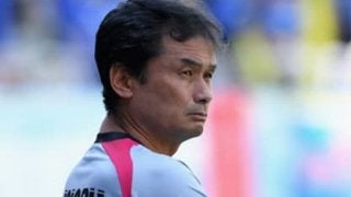 シュートに顔を背けるな！　J2岡山が「殴り続けるサッカー」で首位