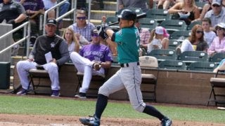 【MLB】イチロー、開幕スタメンへ鍵は「守備」　指揮官「出られることを望んでる」