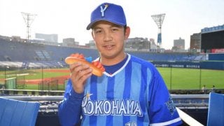 DeNAがフルーツドッグとフルーツボウルを販売　山崎「楽しんで食べて」