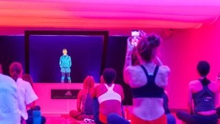 アディダス、ホログラム技術を活用したバーチャルボクササイズイベント開催
