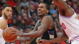 プレーオフ進出確定間近のバックス、ブランドン・ジェニングスと正式契約を結ぶ