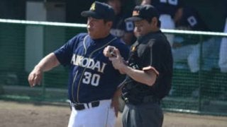 27年前のパ・リーグ首位打者が、大学２部に沈む母校復活を託された