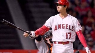 【MLB】「5番・DH」大谷、第3打席は四球で満塁好機演出　チーム12点目のホーム