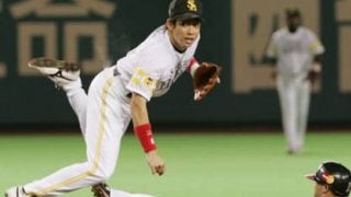 キャンプ初日、ロッテ選手を見た鳥越コーチは「球の扱い」から直した