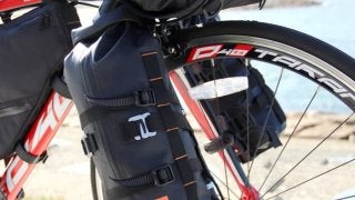 自転車の積載量を増やす大型ケージ＆バッグセット発売