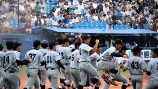 慶大が驚異の粘りで劇的勝利！郡司の「人生初」サヨナラ打で優勝に王手！【東京六大学野球】