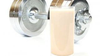 プロテインは女性の美にも効果的！？