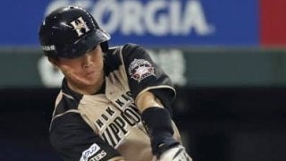 ベテランらしい勝負強さを発揮！北海道日本ハム・鶴岡が延長10回に殊勲打！