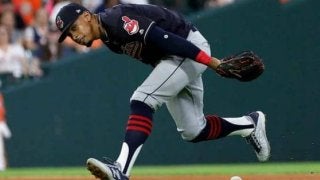 【MLB】GG賞の強肩がMVPのスピードに“勝利”　超美技に「ミサイル」「マジシャン」