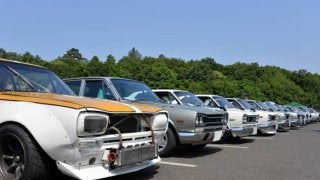 西武園ゆうえんちにスカイラインがずらり---第6回 昭和の車を守る集い