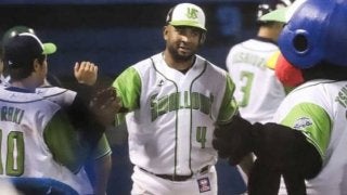 燕バレンティンが勝ち越し13号ソロ　西浦も4号ソロ、終盤7回にリード奪う