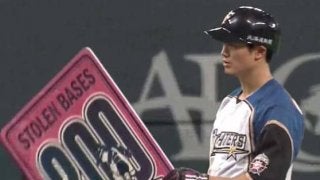 日本ハム西川が通算200盗塁決める　史上75人目、2012年に初盗塁