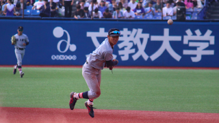 慶應が早慶戦初戦を制し完全優勝王手！攻守で瀬戸西純の存在感光る【東京六大学野球】