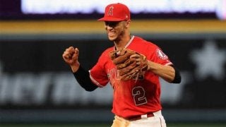 【MLB】エンゼルスにまた怪我人…名手・遊撃シモンズが右足首捻挫で途中交代