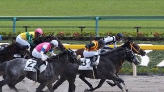【東京7R/3歳500万下】ワシントンレガシーが勝負根性を発揮！馬群を割って抜け出す 武藤雅騎手は本日3勝目と好調
