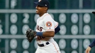 【MLB】シフトと真逆の方向へのフライに…外野手が37M“走破”で美技、味方も「ワオ」