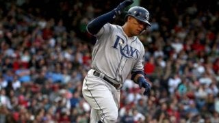 【MLB】衝突してもボール落とさない“ど根性キャッチ”に米称賛　「素晴らしい野手」