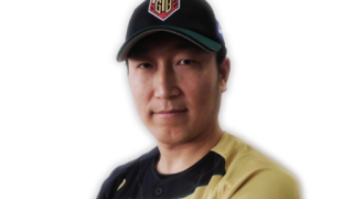 飯原 誉士 9 外野手兼コーチ