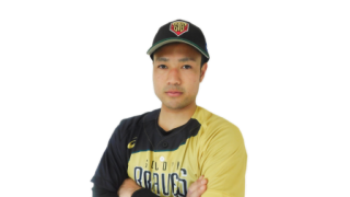 比嘉 大智 16 投手