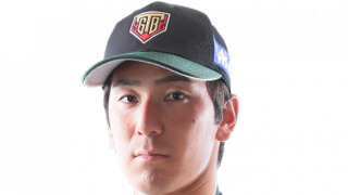 前田 大佳 11 投手